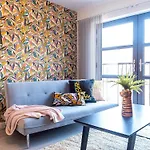 Pristine 1 And 2 Bedroom Apartments Near Business District By Belvilla