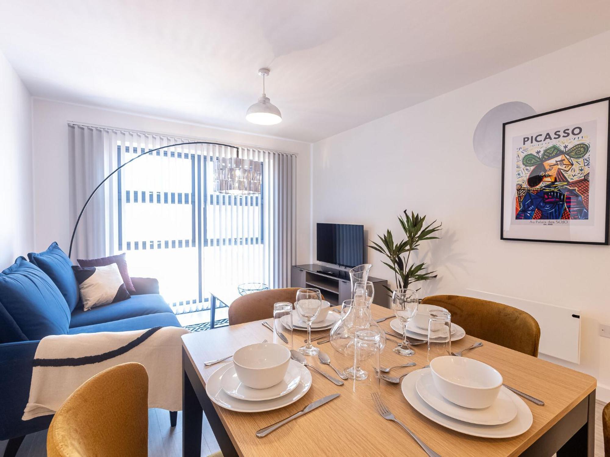 Apartment Pristine 1 And 2 Bedroom Near Business District By Belvilla